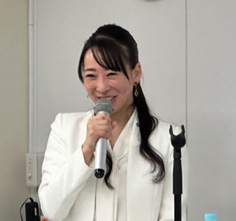 木村麻子氏